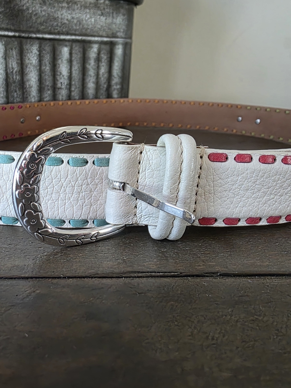 Brighton White Leather Whipstitched Floral Concho Belt Size 38 Boho Western - Picture 7 of 9